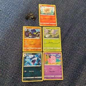 Pokémon Cards and Pin